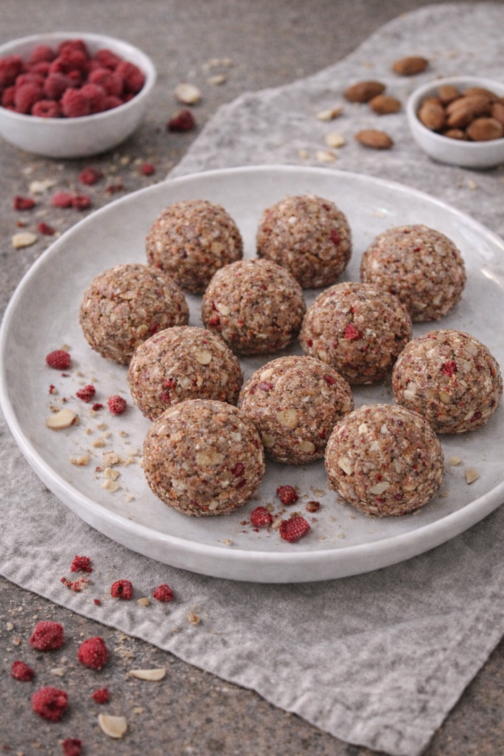 Boules croquantes amandes & framboises - Boîte de 10