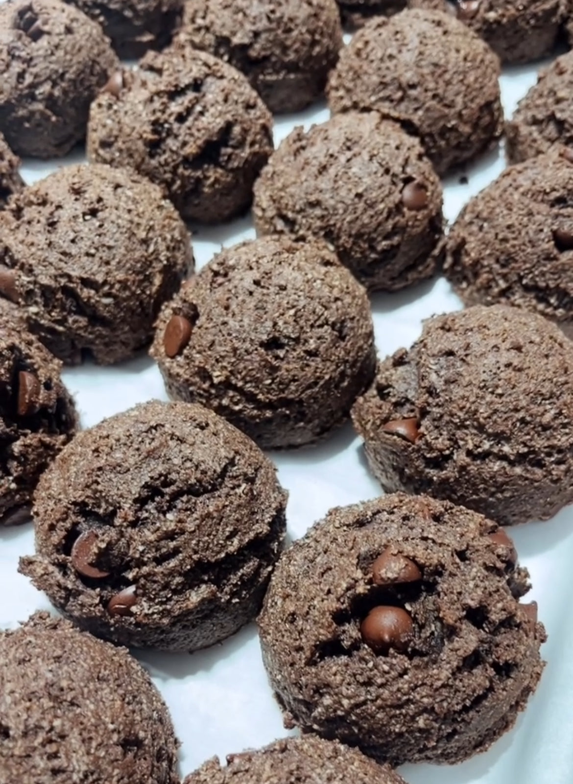 Galettes bombées à l’avocat, chocolat & sarrasin - Boîte de 6 (🌱)