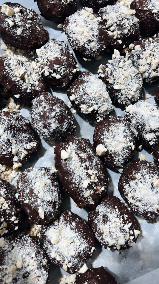 Dattes farcies au caramel de cajous - Boîte de 10