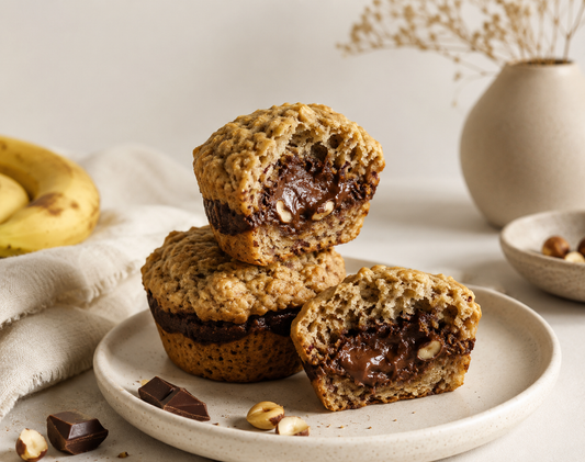 Muffins aux bananes, garniture chocolat noisettes maison. Boîte de 6